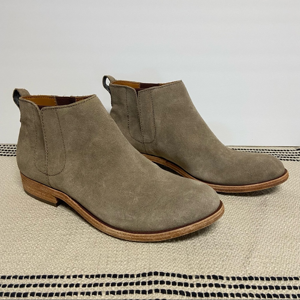 KORK-EASE / Velma Ankle Bootie Size 7M NWOT